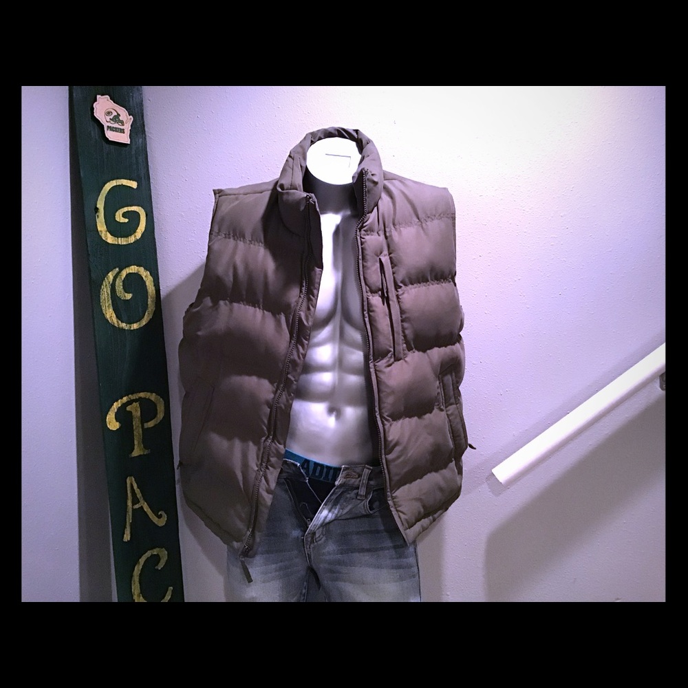 🔥 St John’s Bay Men’s Vest 🔥